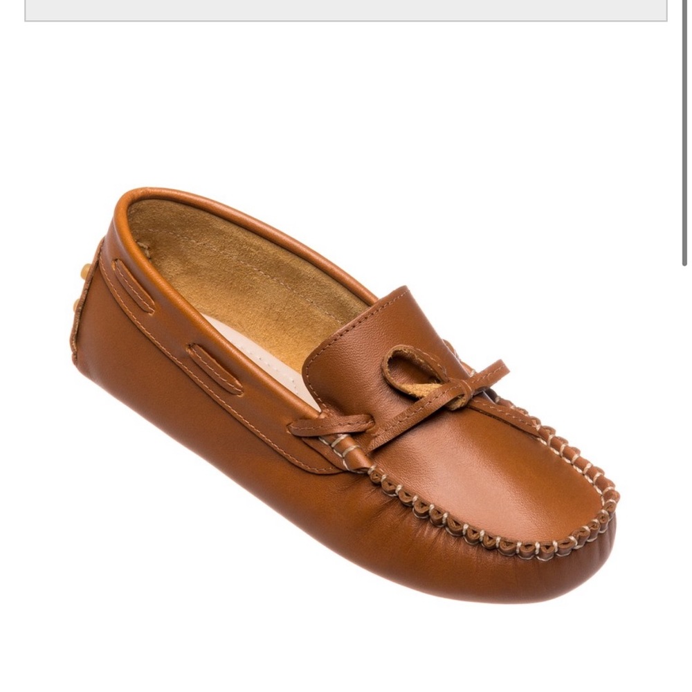 Boys shoes